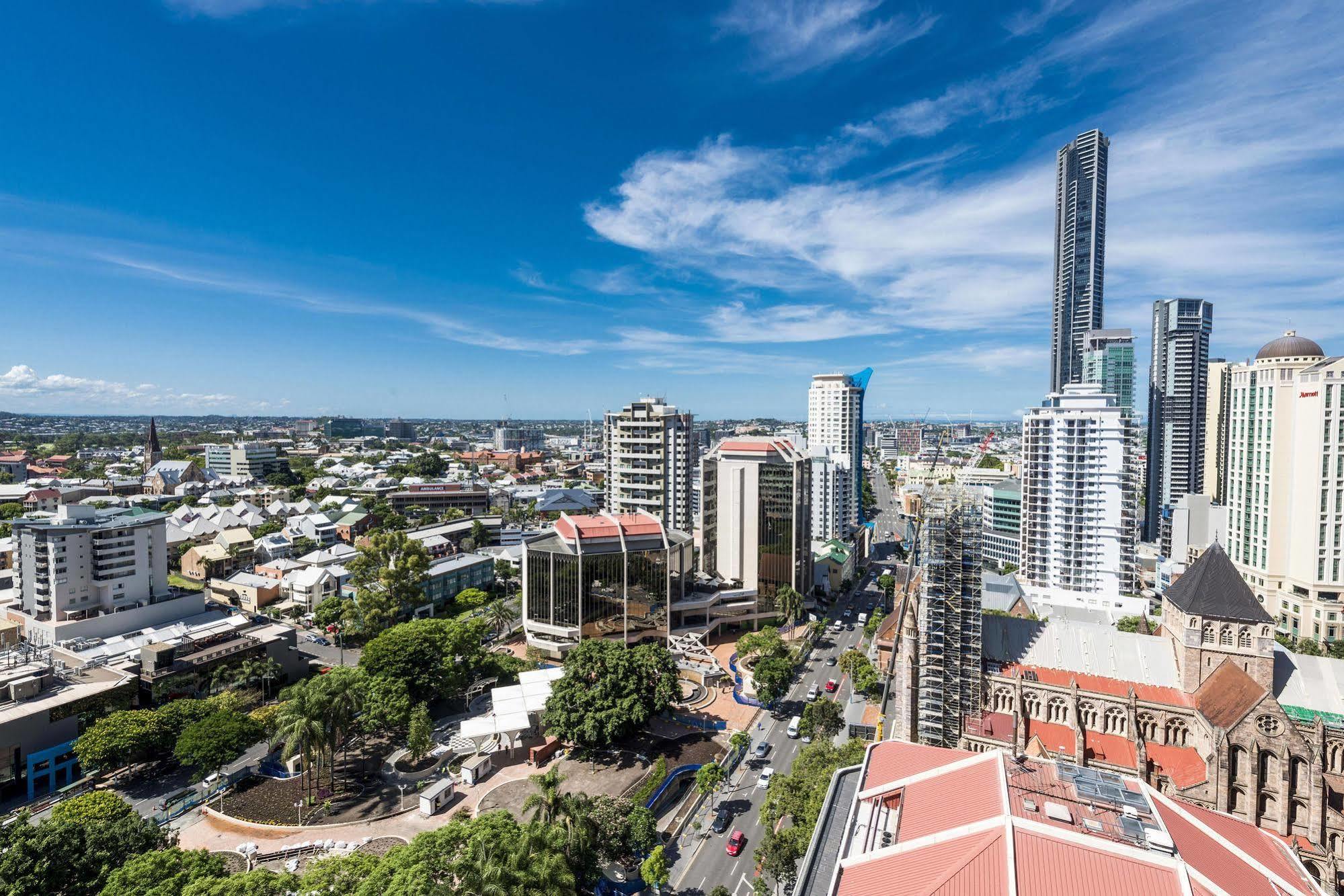 Oaks Brisbane Lexicon Suites Exterior foto